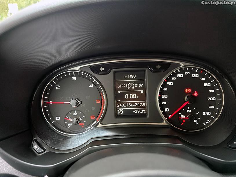 Audi A1 1.6 TDI Design — fotografia 2