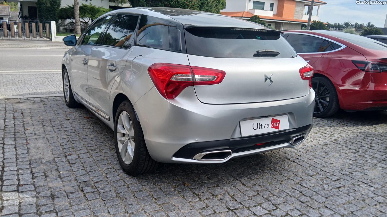 DS DS 5 2.0 BlueHDi Sport Chic EAT6 - 14 foto 5