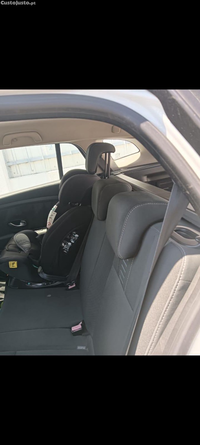 Renault Mégane Em bom estado geral — photo 2