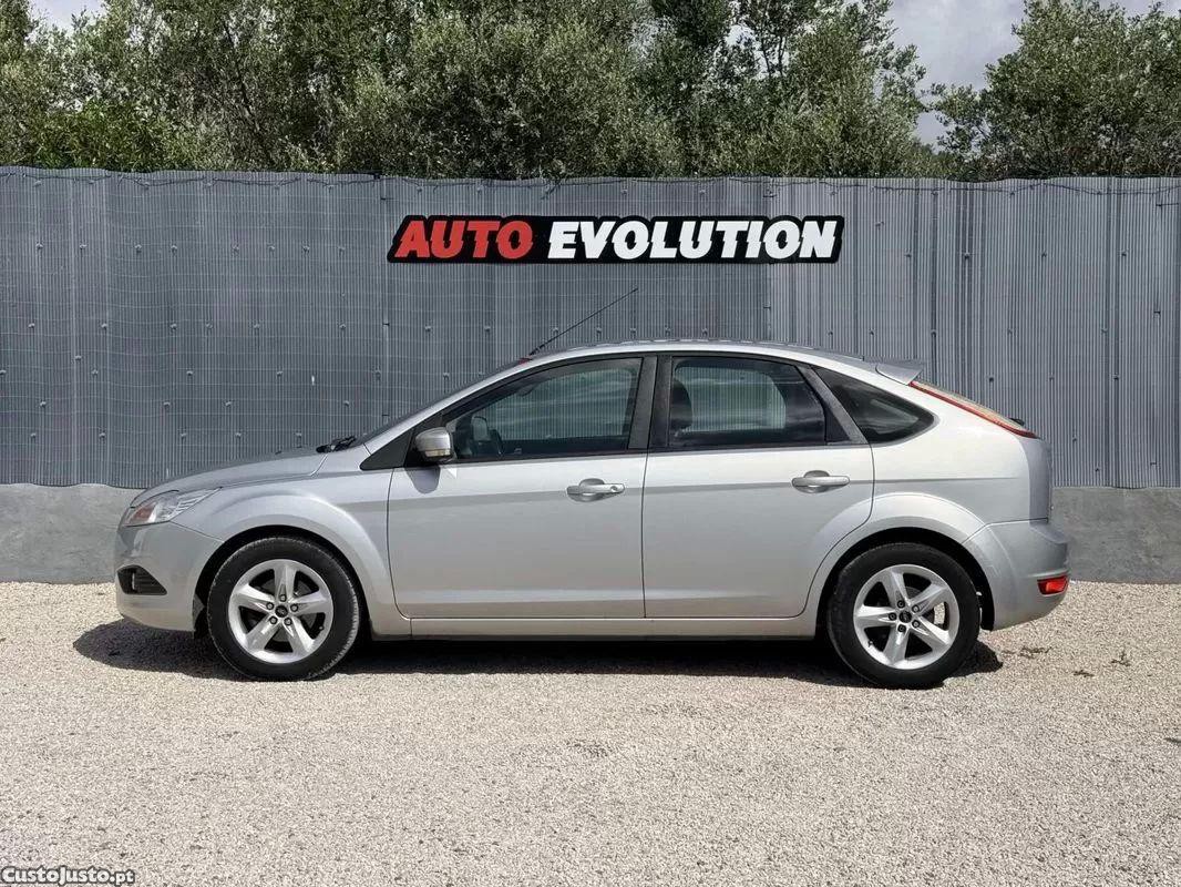 Ford Focus 1.6 tdci econetic - 11 foto 2