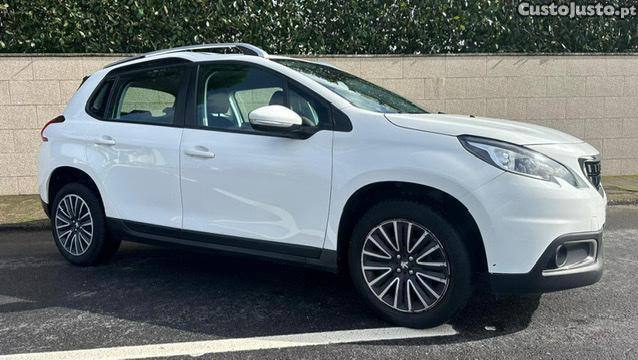 Peugeot 2008 1.2 Style 110cv caixa 6 velocidades — fotografia 7