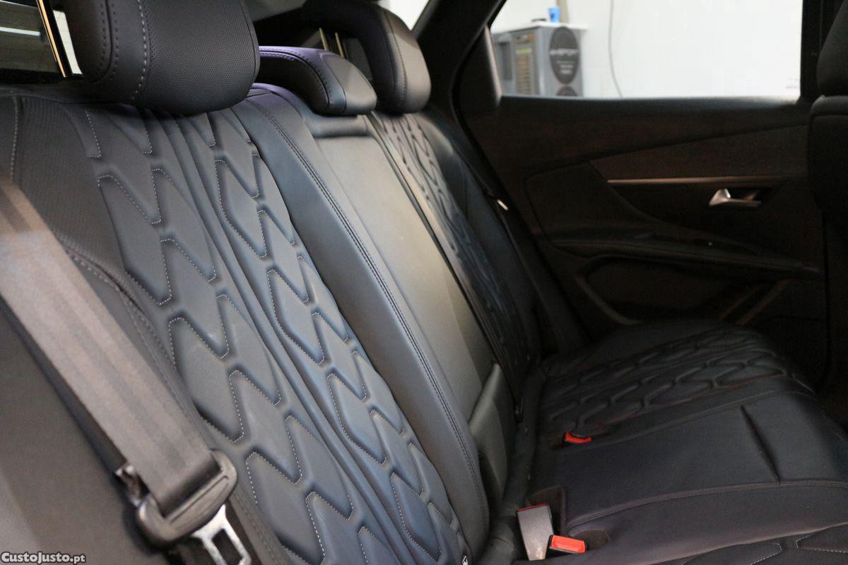 Peugeot 3008 1.6 Hybrid Allure Pack e-EAT8 — fotografia 11