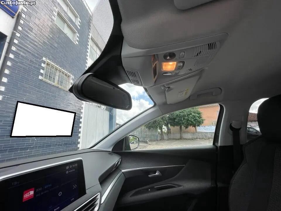 Peugeot 3008 1.5 BlueHDi Active Pack — fotografia 12