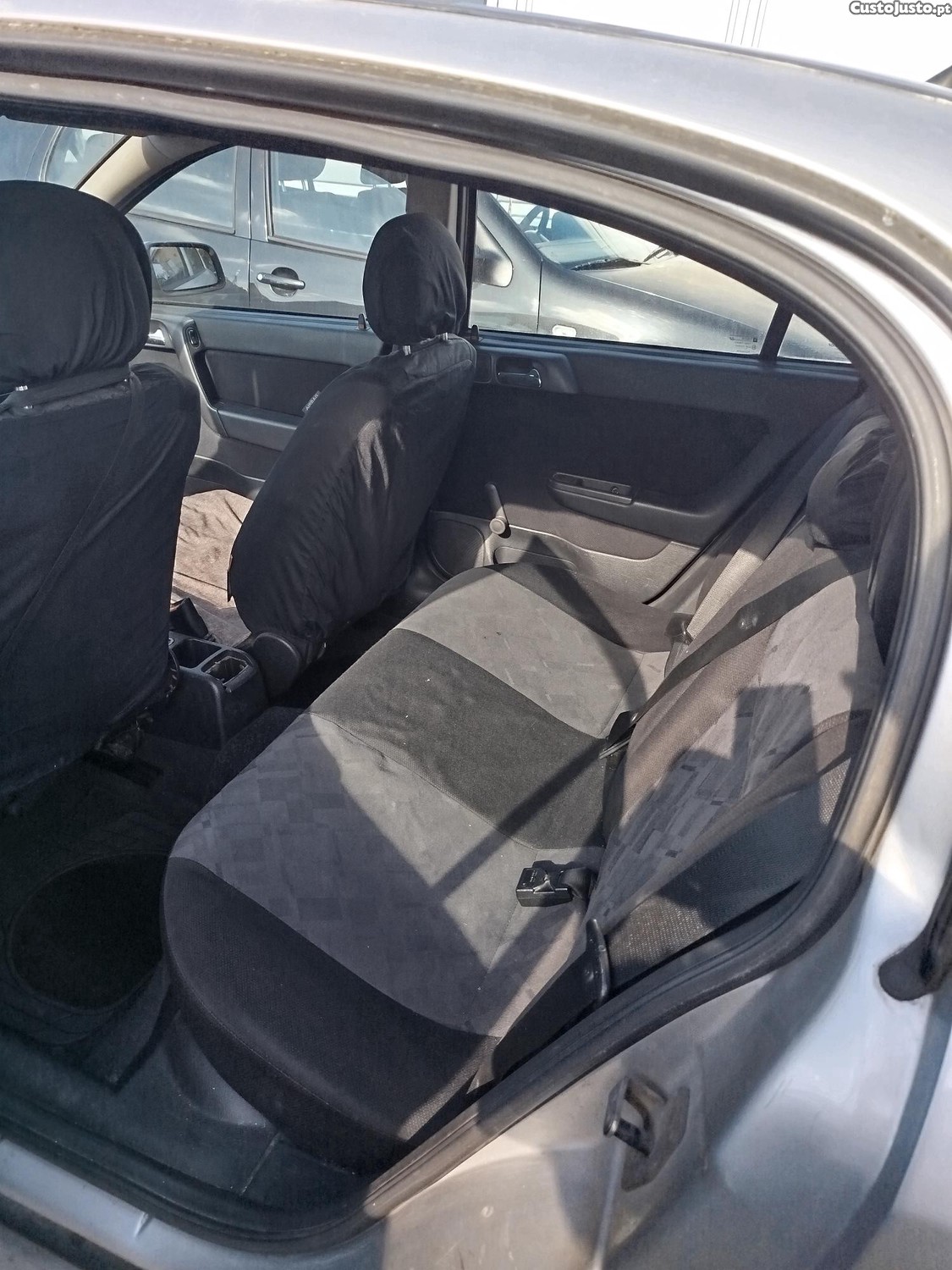 Opel Astra Sedan - 99 foto 5