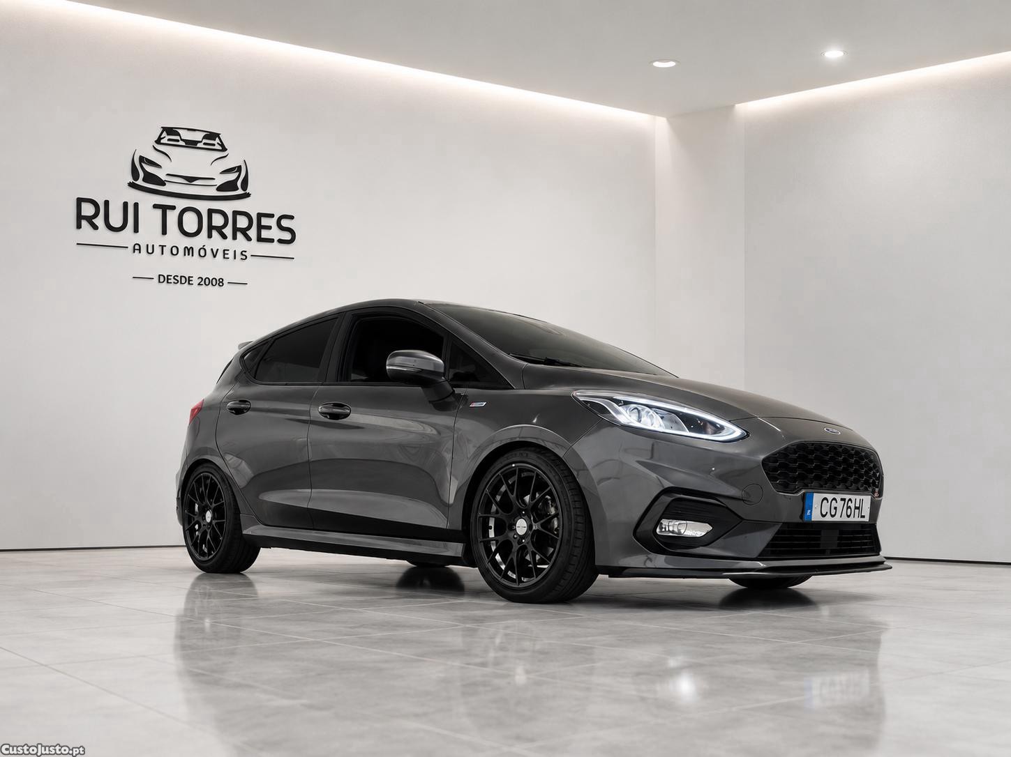 Ford Fiesta 1.0 ECOBOOST ST LINE — fotografia 4