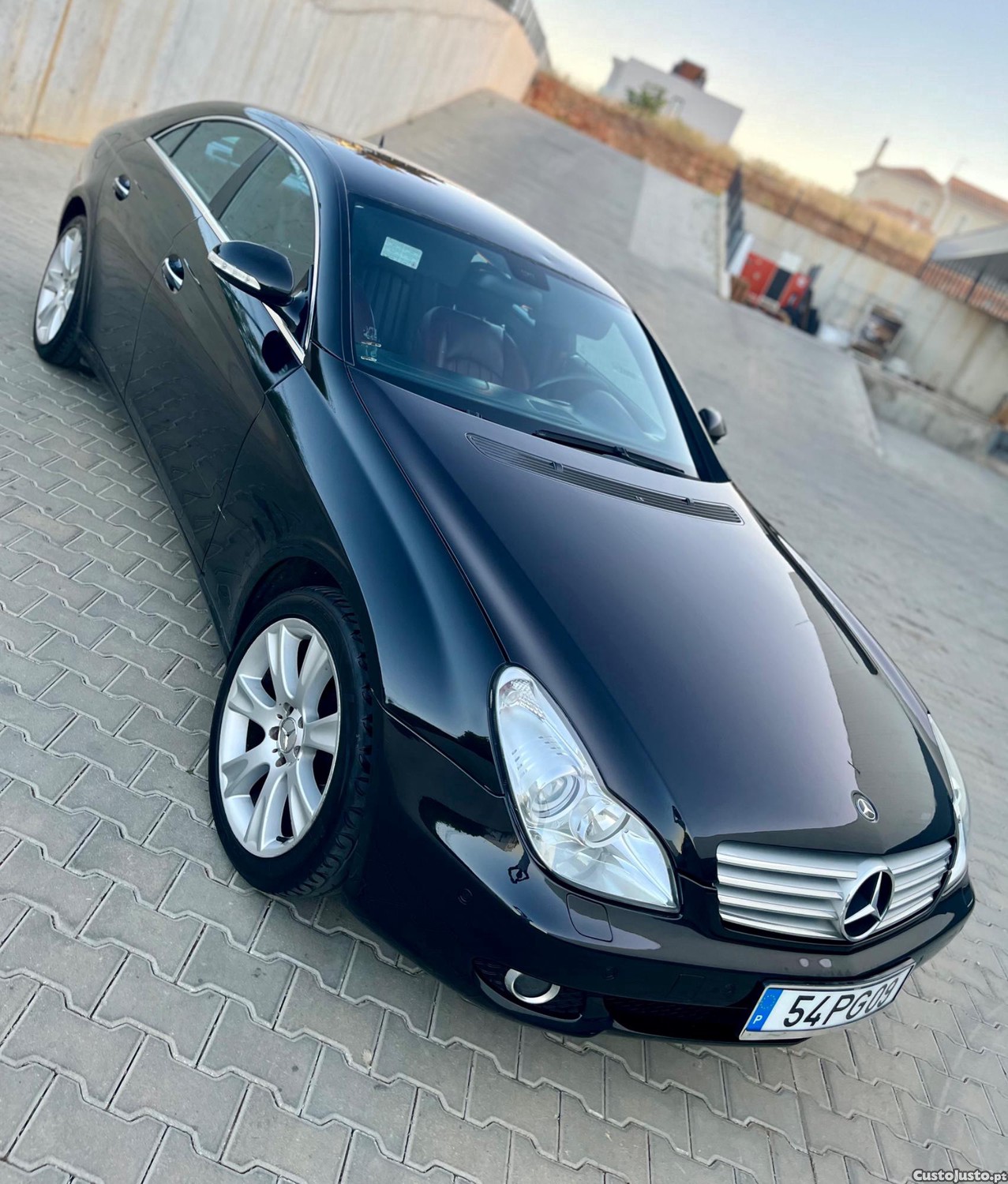 Mercedes-Benz CLS 320 Mercendes cls 320 v6 249 km - 07 foto 2