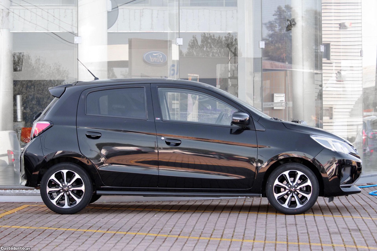 Mitsubishi Space Star 1.2 Connect Edition — fotografia 19