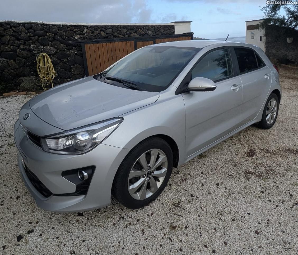 Kia Rio IV 1.0 T-GDI 100cv — fotografia 9