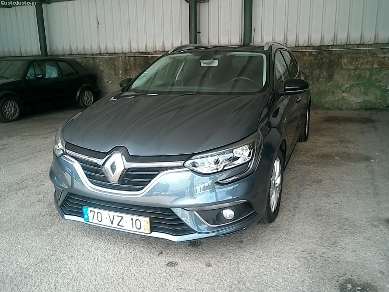 Renault Mégane Sport Tourer 1.5 Blue DCI Limited 115cv — fotografia 29