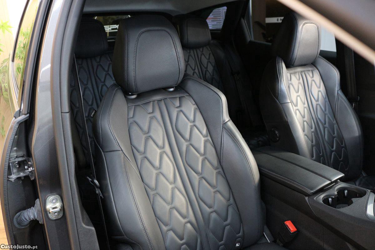 Peugeot 3008 1.6 Hybrid Allure Pack e-EAT8 — fotografia 12