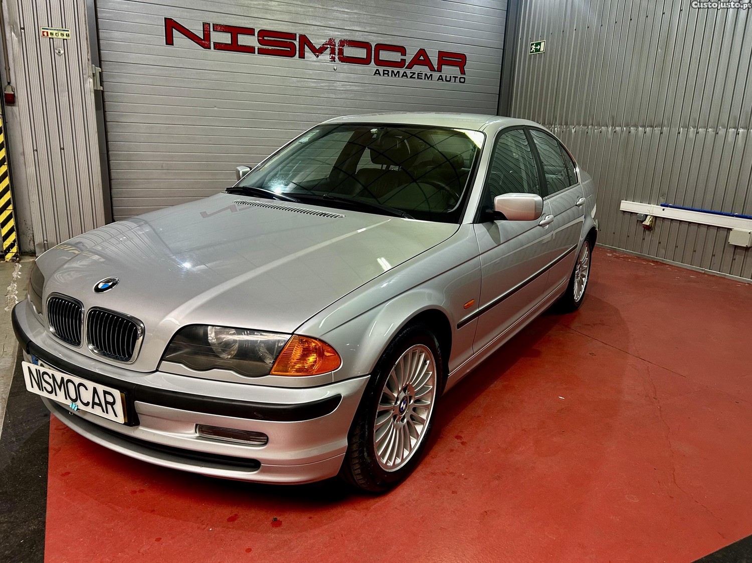 BMW 330 1 dono caixa automática 130.000 kms 137 mês — fotografia 11