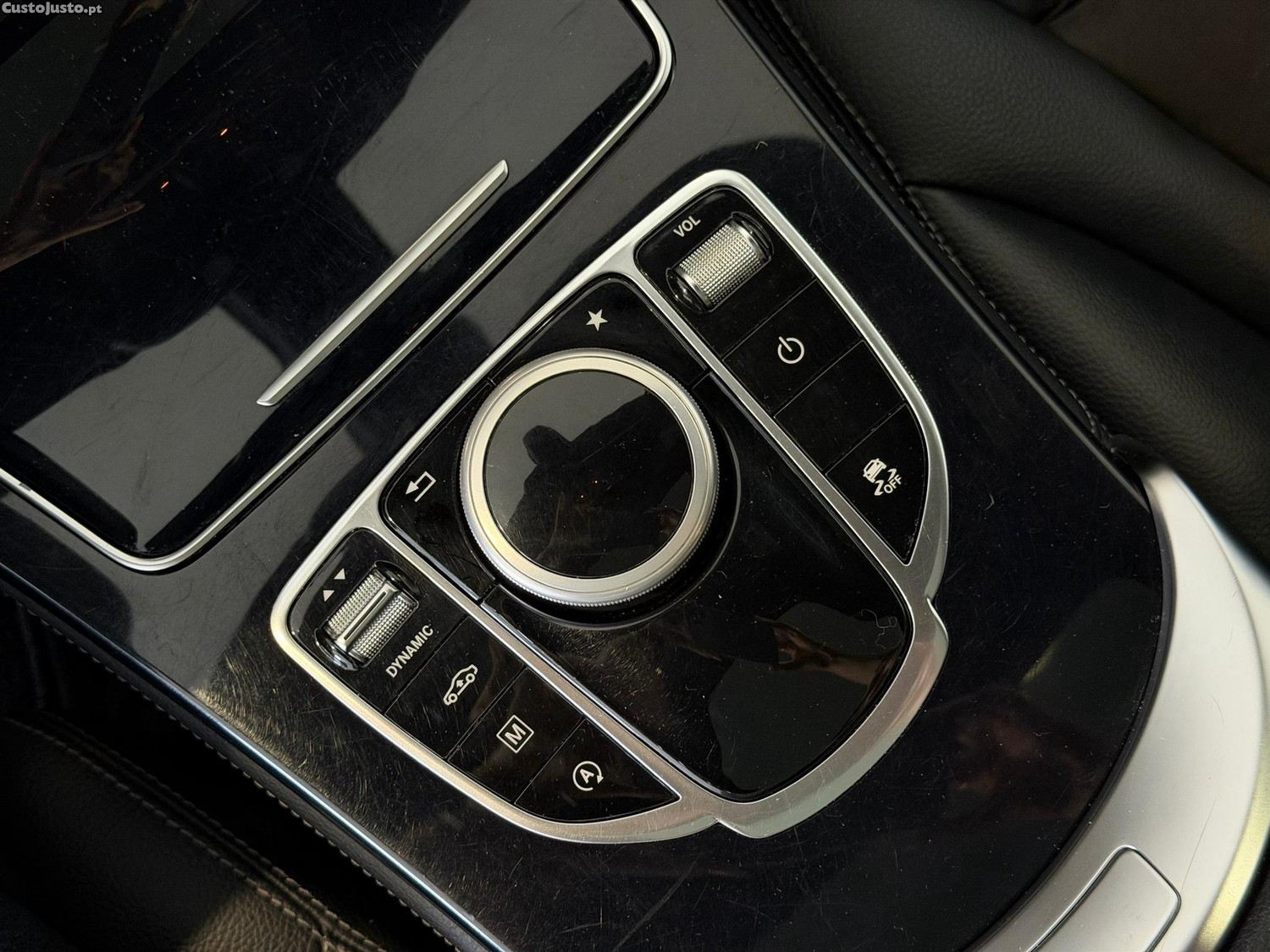 Mercedes-Benz GLC 220 d 4Matic 9G-TRONIC AMG Line — fotografia 8