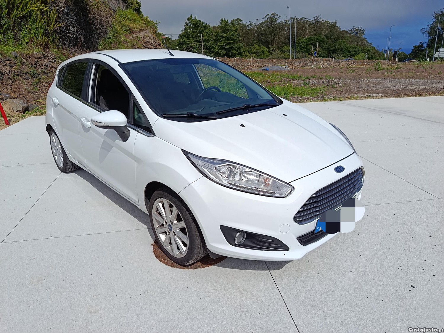 Ford Fiesta 1.5 tdci — fotografia 3