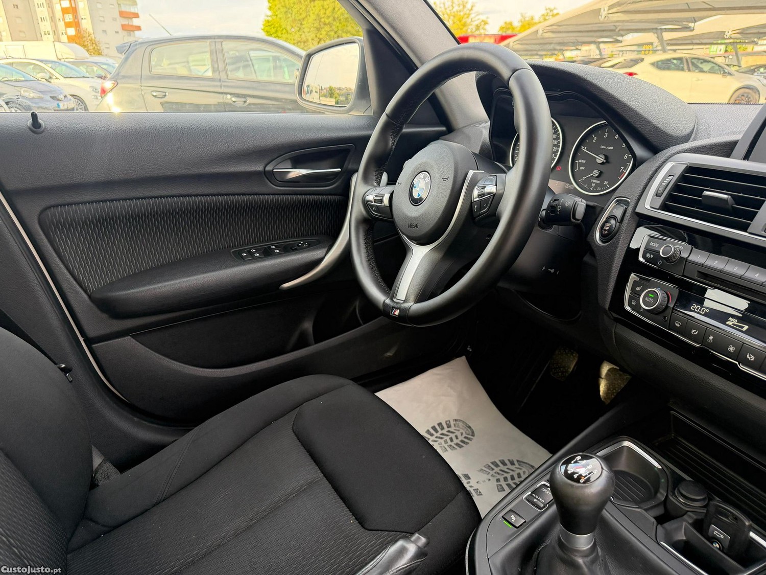 BMW 116 i — fotografia 5