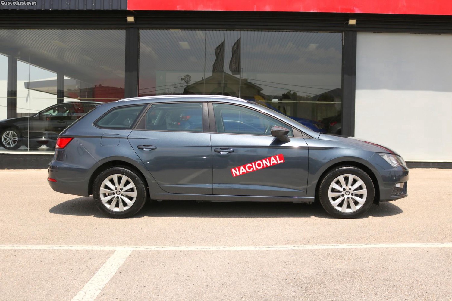 SEAT Leon ST 1.6 TDI Style 115cv — fotografia 52