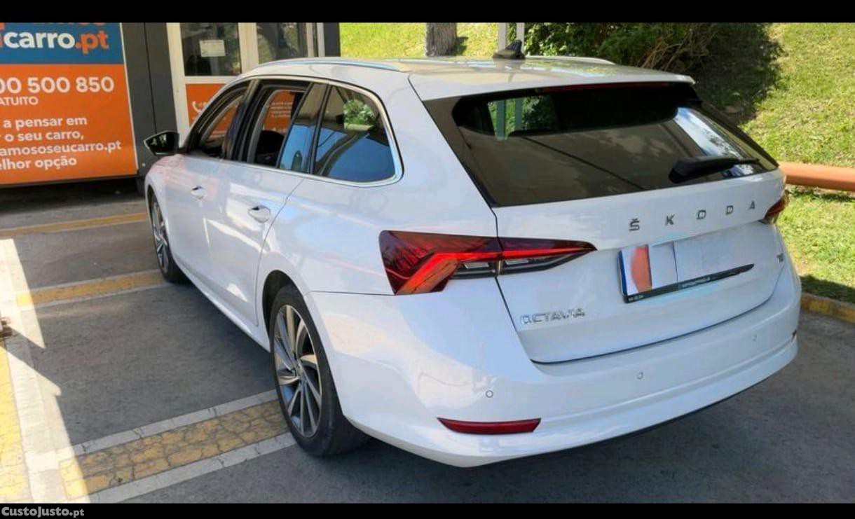 Skoda Octavia Break plug-in hybrid 204 cv - 21 — photo 2