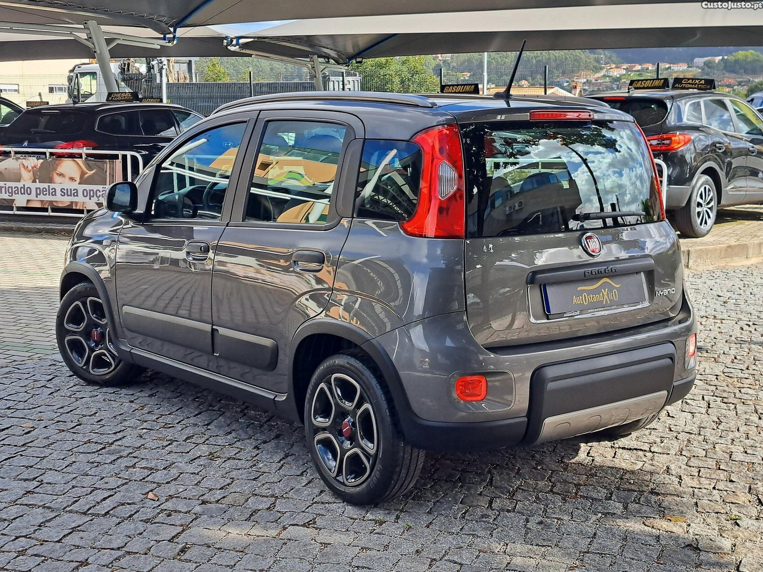 Fiat Panda 1.0 hybrid City Life — photo 2