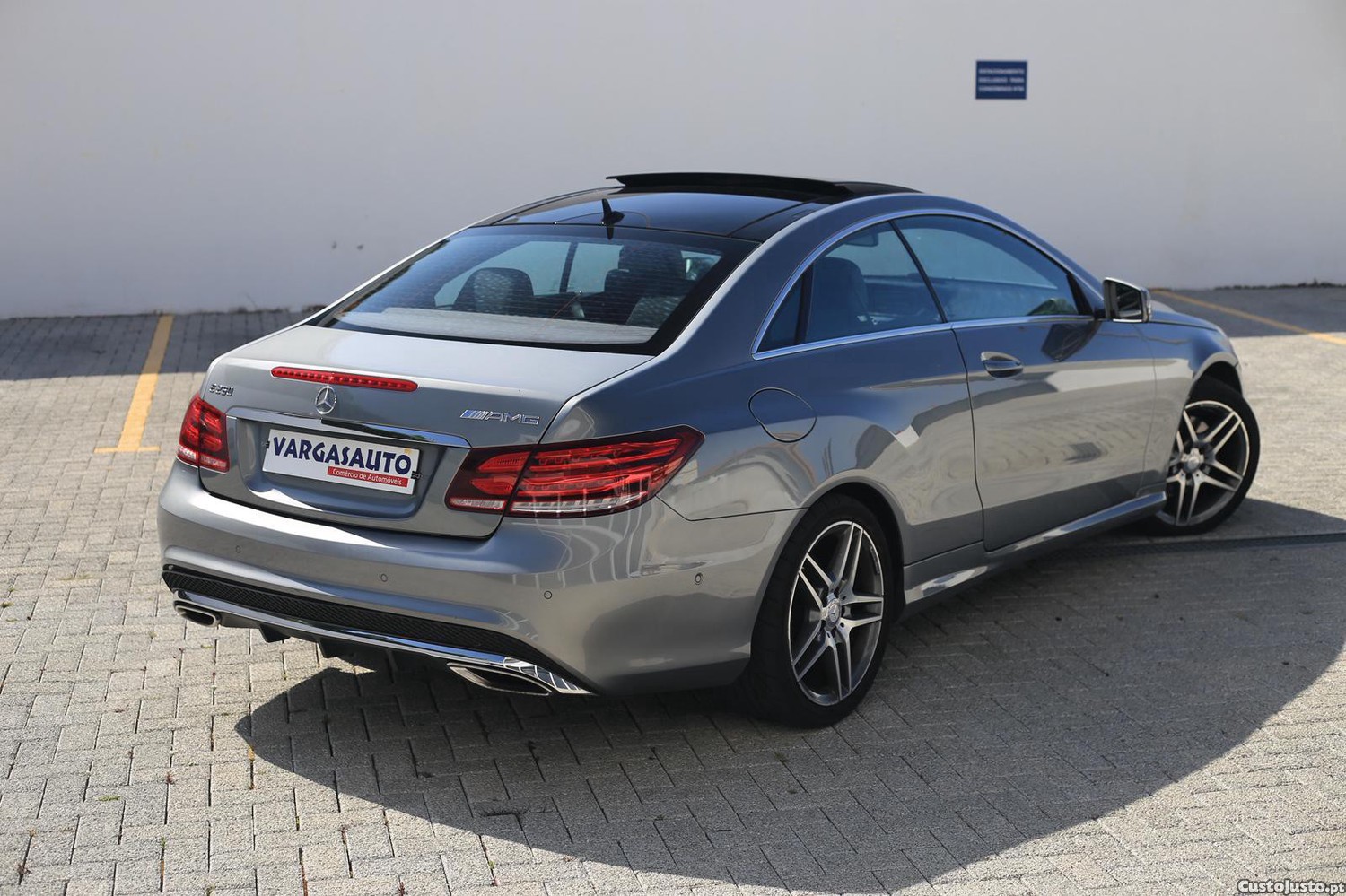 Mercedes-Benz E 250 Coupé Avantgarde AMG Line — fotografia 11