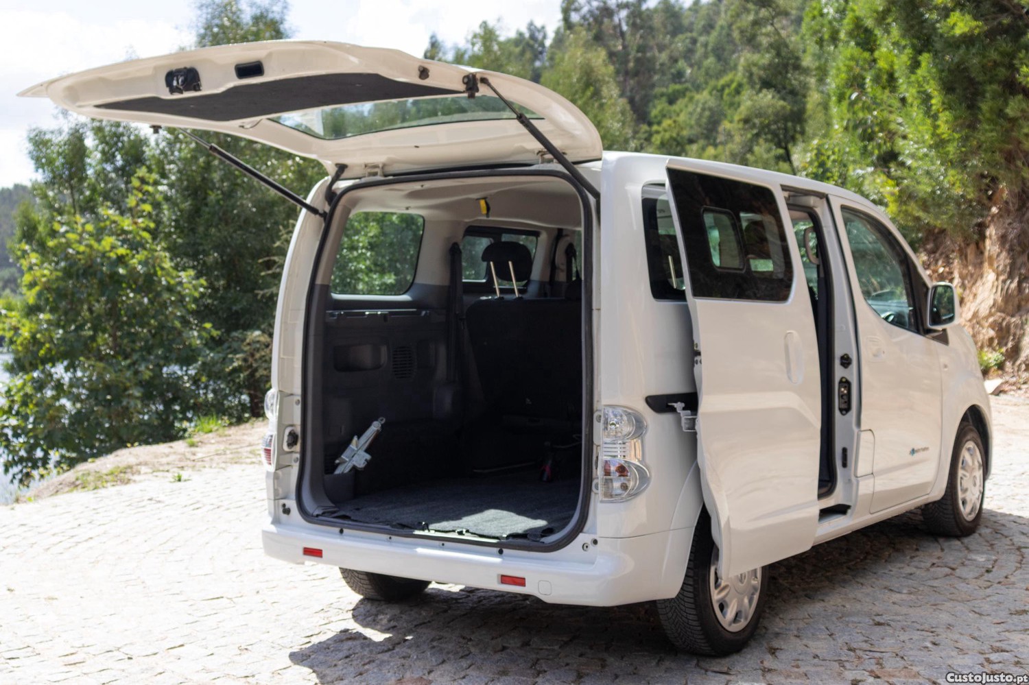 Nissan Evalia E-NV200 — fotografia 7