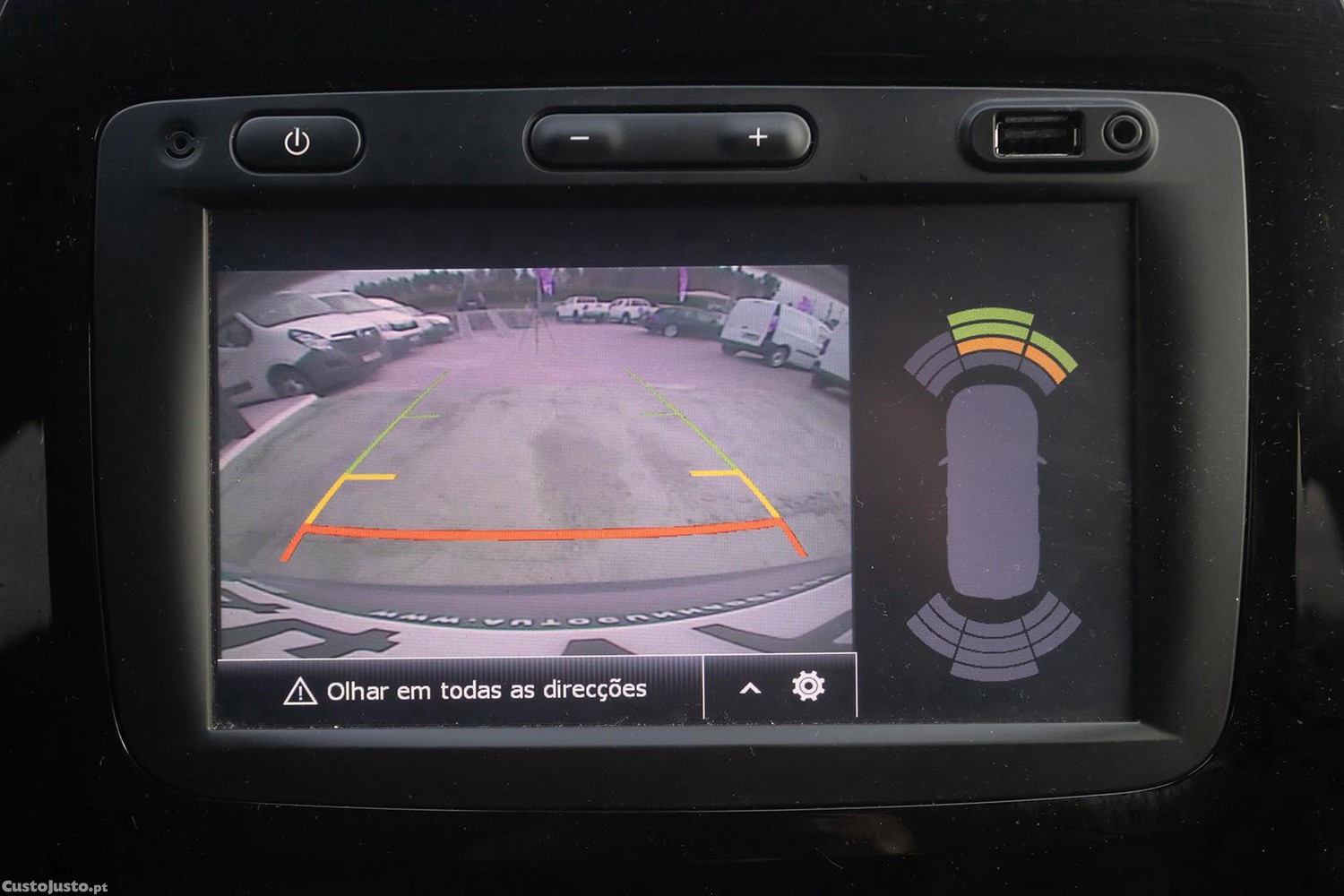 Renault Captur 1.5 dCi Exclusive — fotografia 13