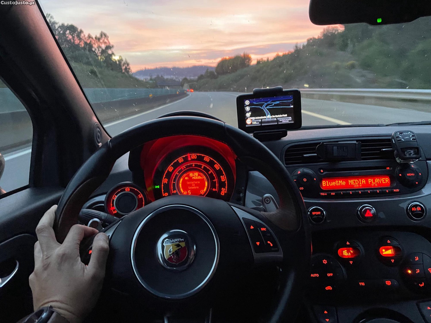 Fiat 500C Abarth 595 Turismo 160 — photo 2