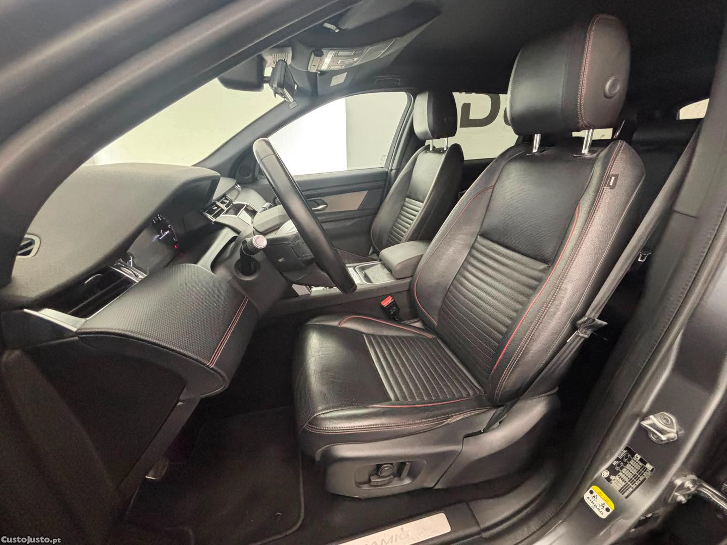 Land Rover Discovery SPORT 2.0 - 19 foto 5