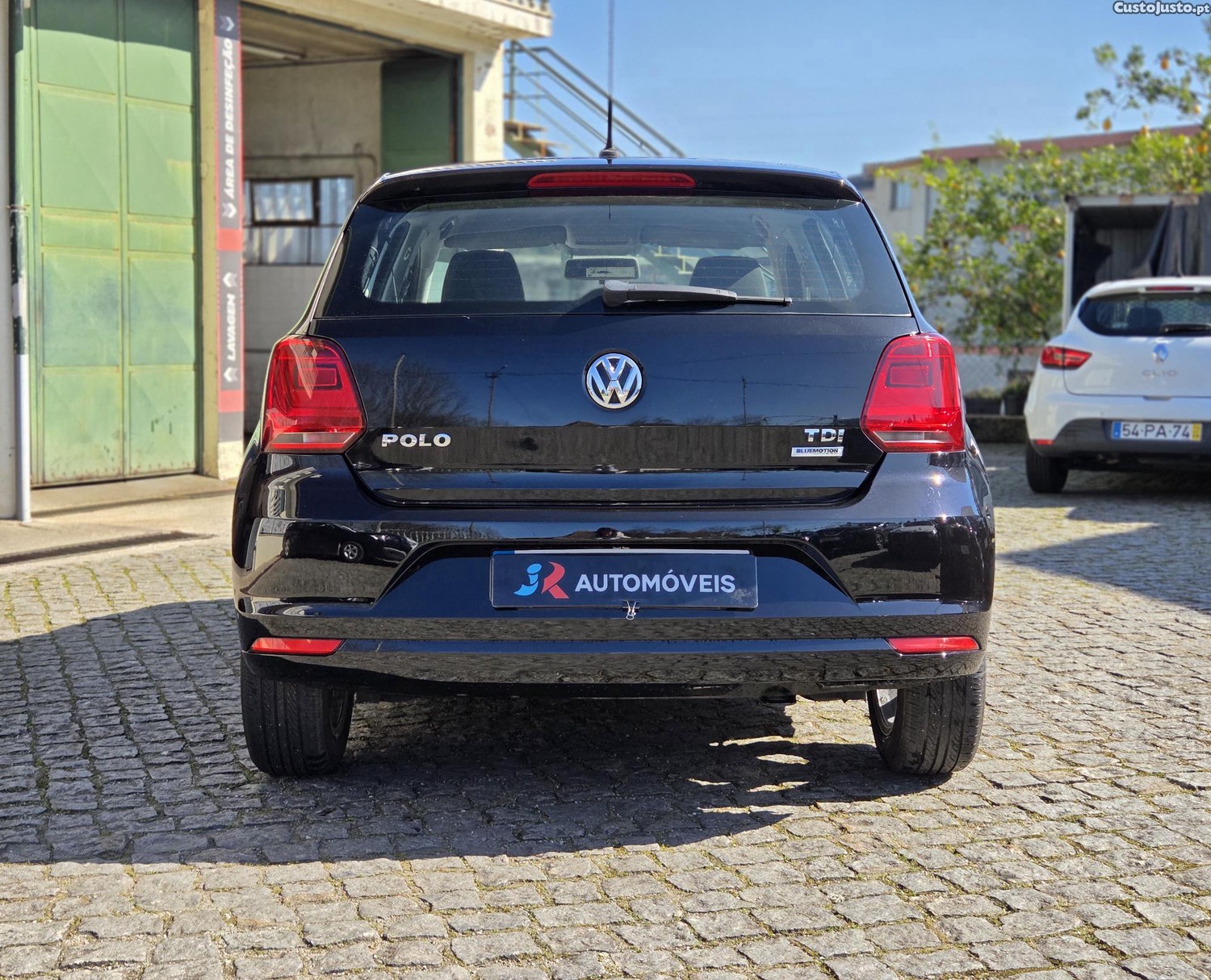 Volkswagen Polo 1.4 TDi BlueMotion — fotografia 9