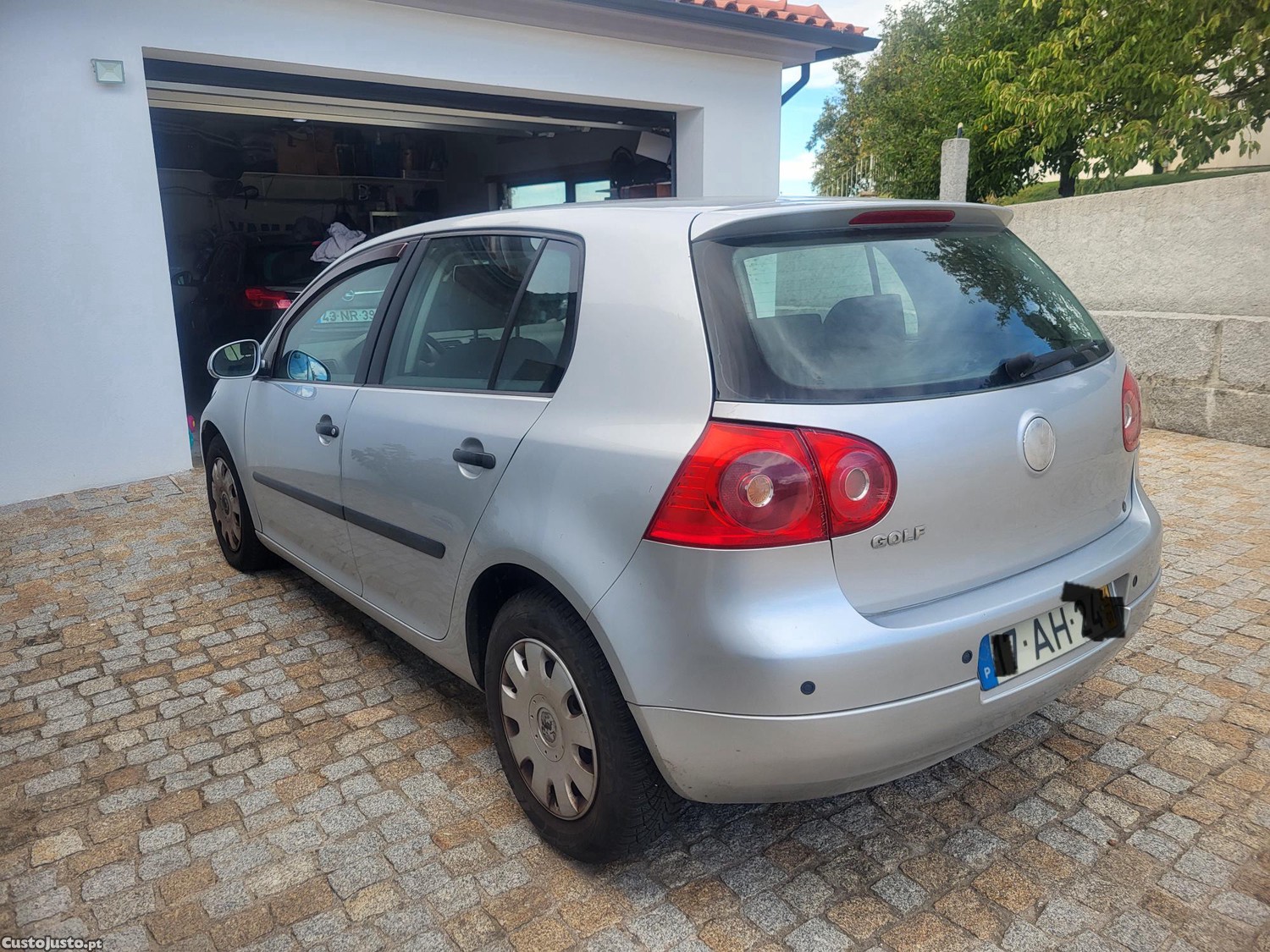 VW Golf 5 — photo 3