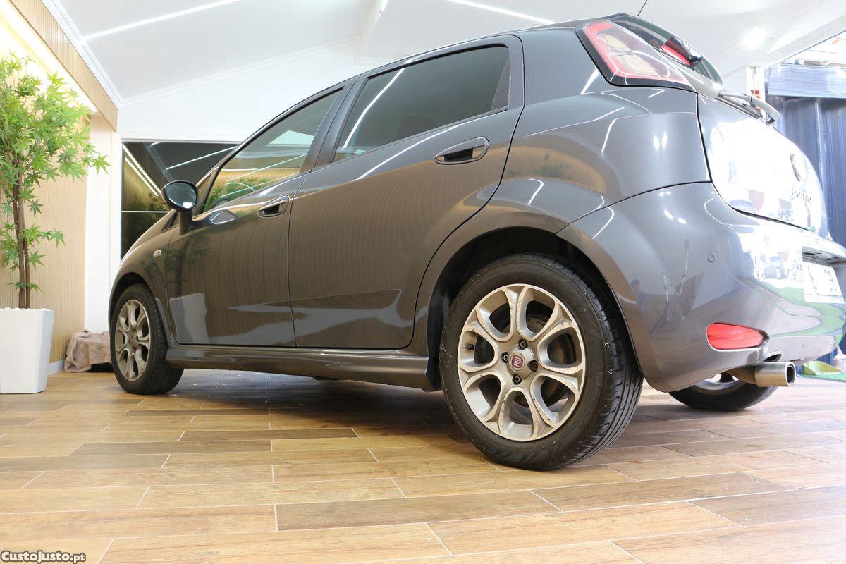 Fiat Punto Evo ver-1-3-m--jet-lounge-s-s — fotografia 5