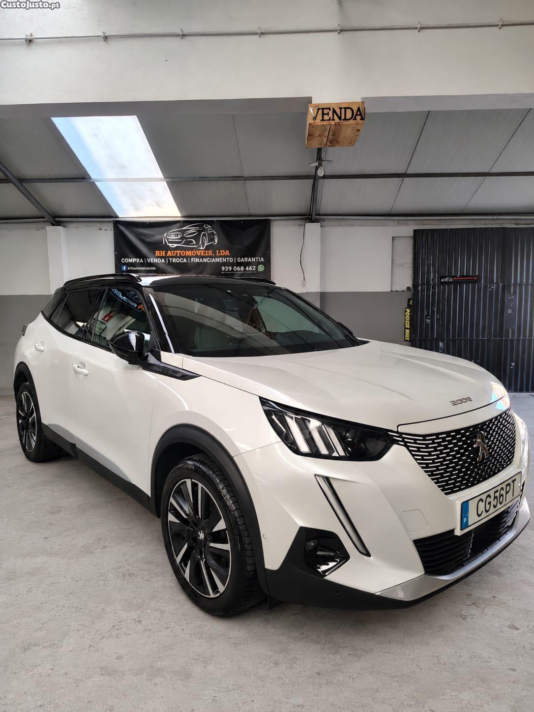 Peugeot e-2008 GT Pack — photo 4