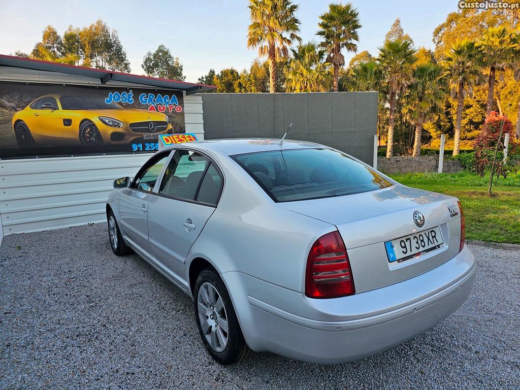 Skoda Superb 1.9Tdi PD 130cv 07/2004 — photo 4