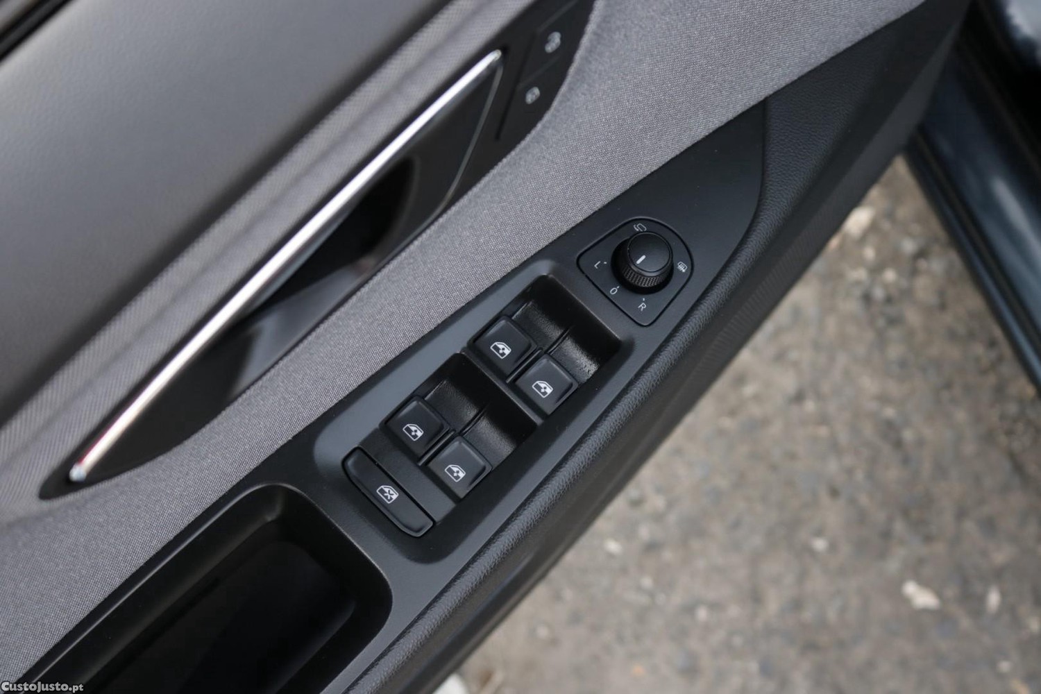 SEAT Leon ST 1.6 TDI Style 115cv — fotografia 29