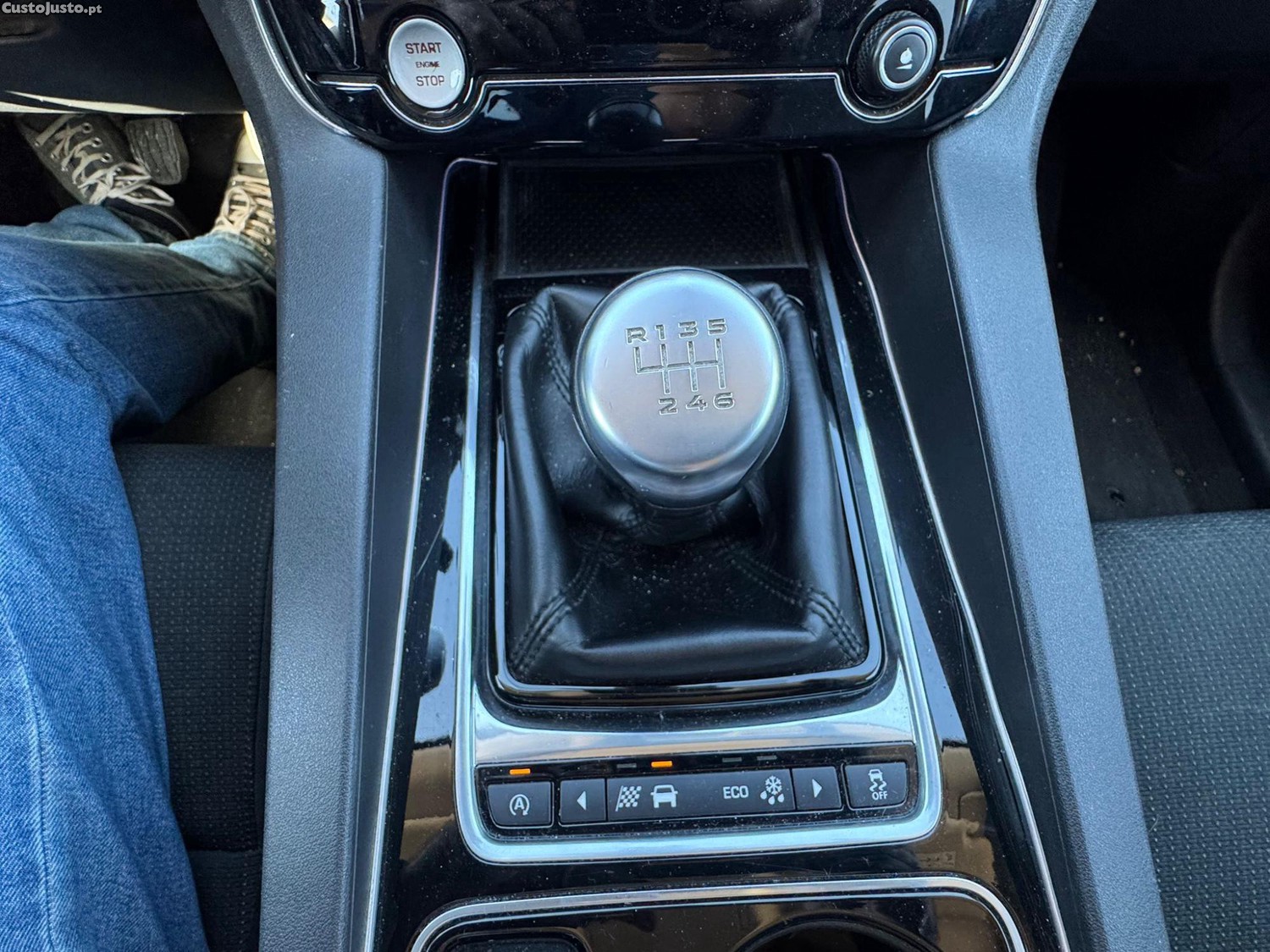 Jaguar F-Pace Pure - 16 foto 3