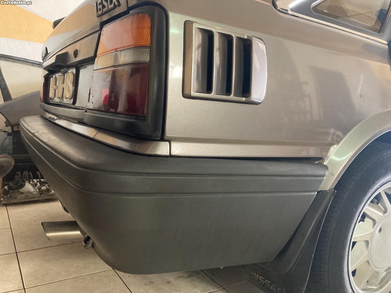 Nissan Bluebird 1.6 SLX Hatchback — photo 5