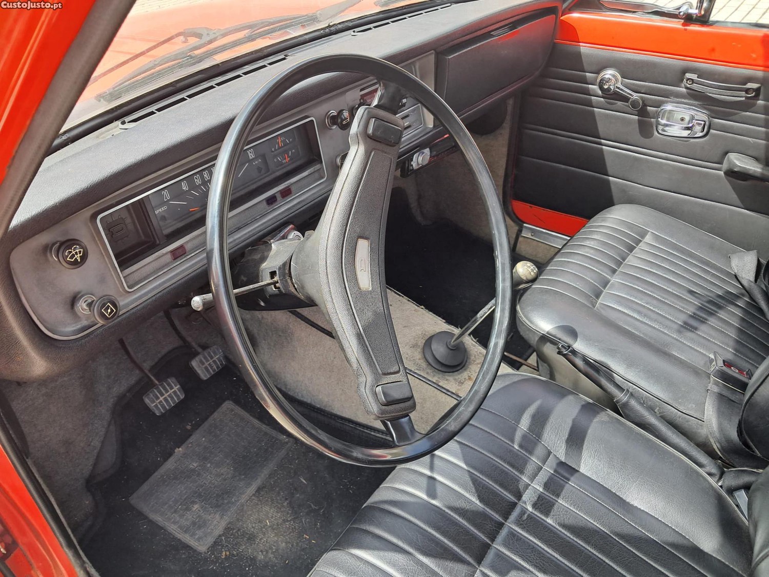 Datsun 1200 Deluxe — photo 5