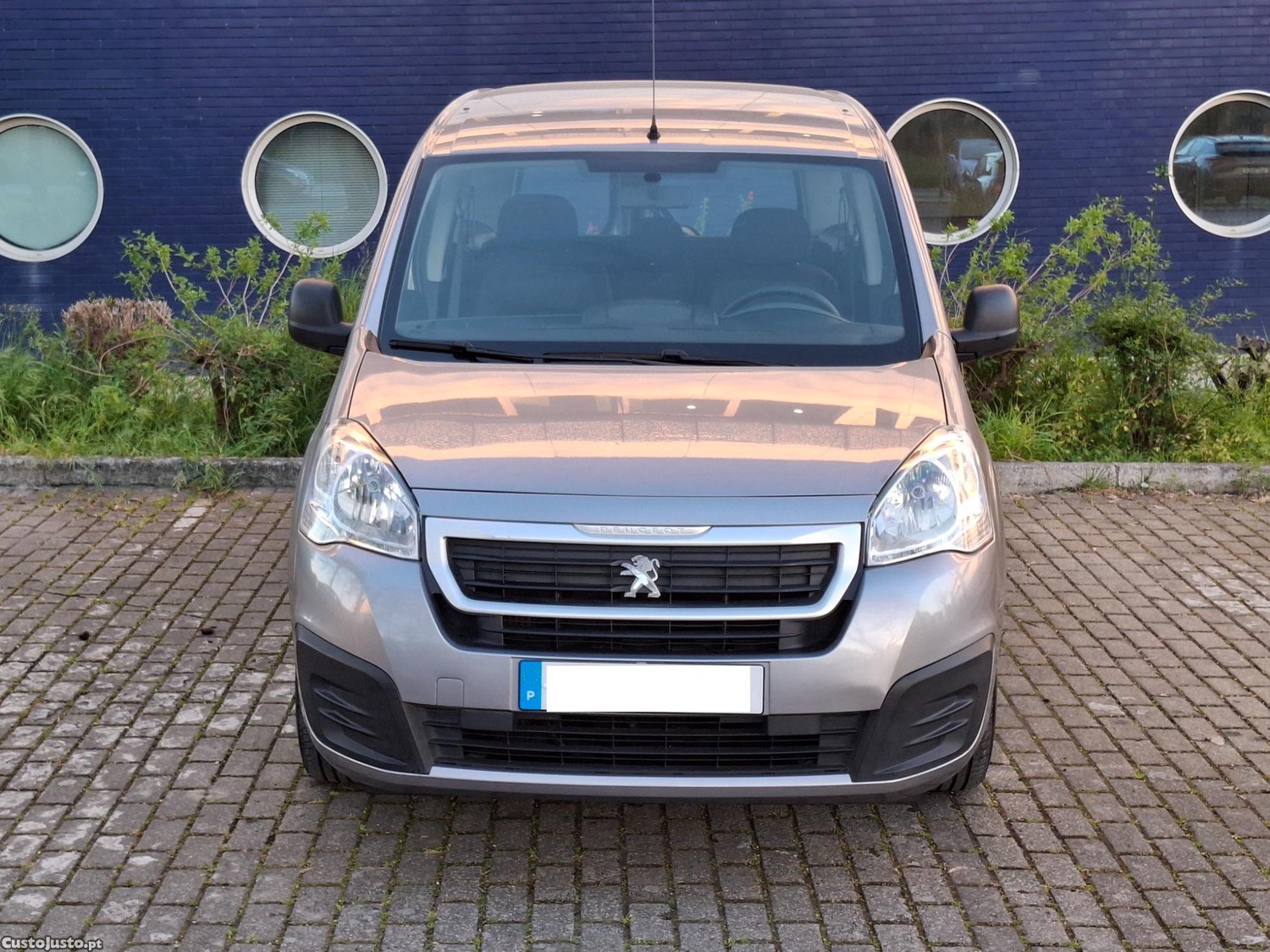 Peugeot Partner 1.6 HDi Tepee 5 Lugares (Aceito Retoma) — fotografia 4