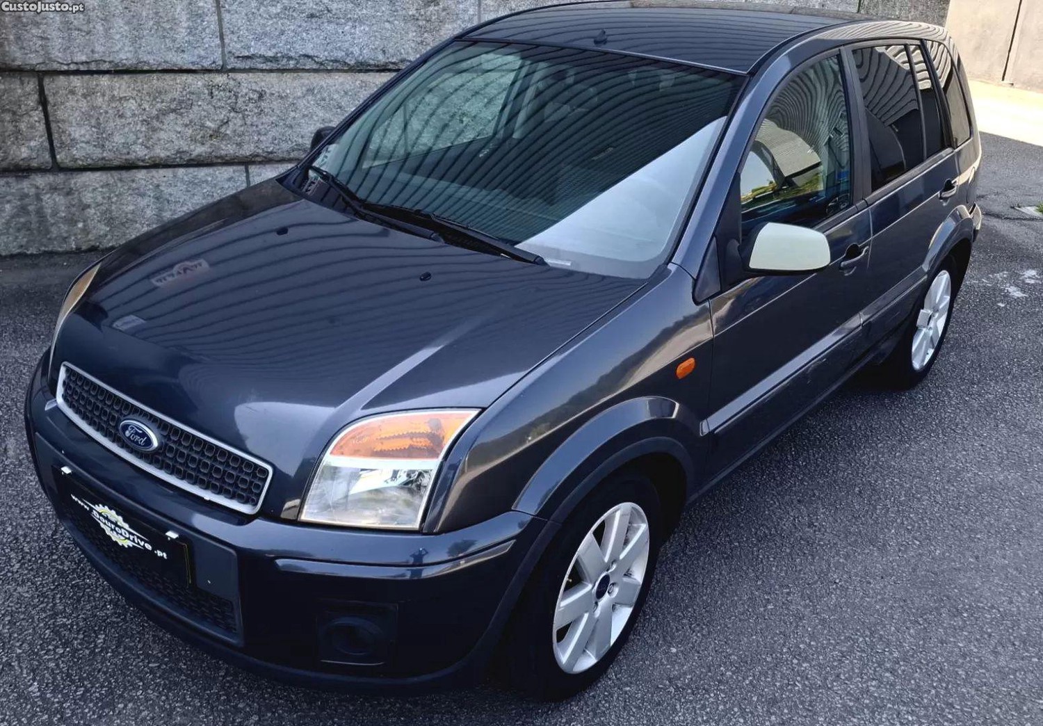 Ford Fusion 1.4 tdci trend — fotografia 2