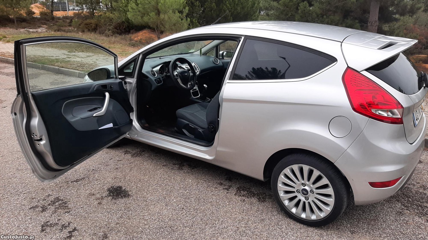 Ford Fiesta 1.25 titanium — fotografia 2