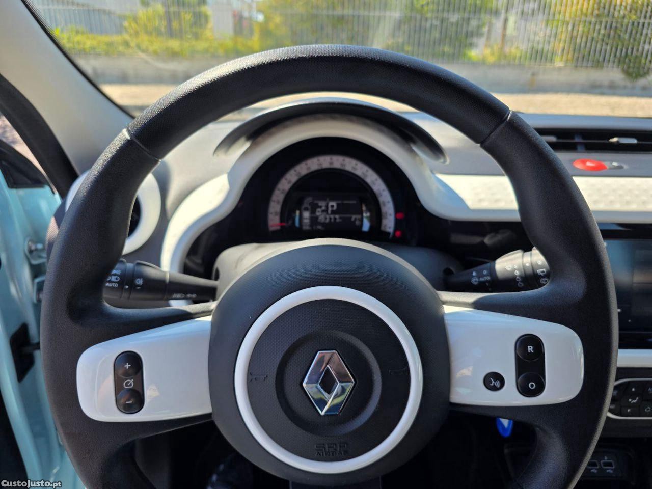 Renault Twingo E-Tech — fotografia 3