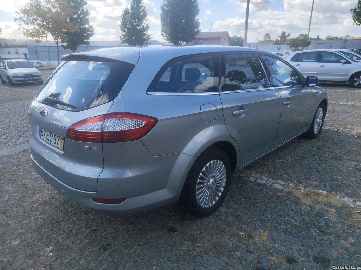Ford Mondeo 1.8 TDCI 125cv - 07 foto 3