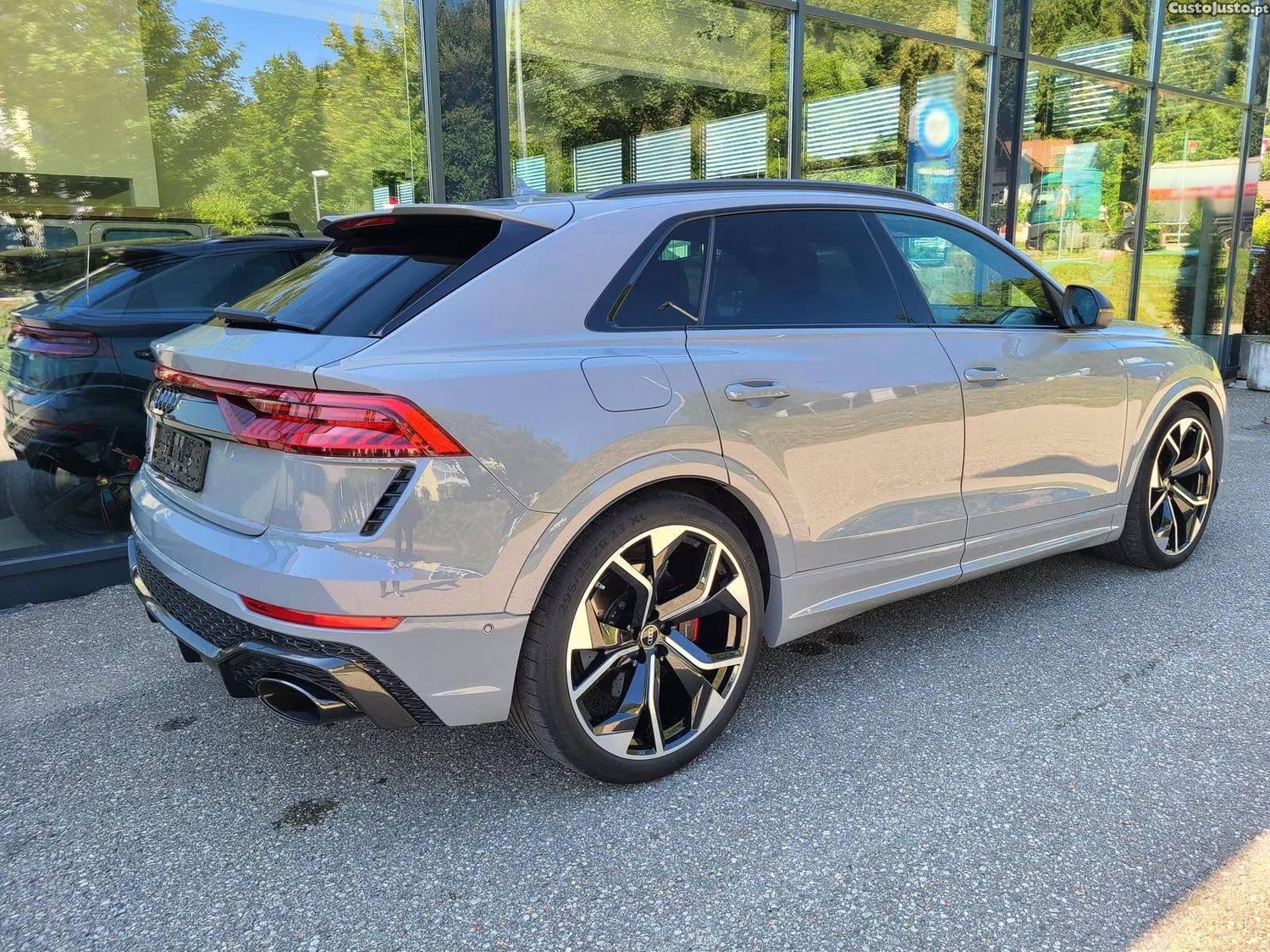 Audi  4.0 TFSI Dynamic Plus - 23 — photo 2