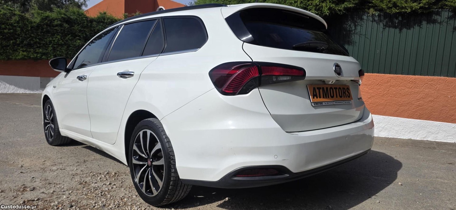 Fiat Tipo 1.3 M-Jet Lounge Tech J17 — fotografia 9