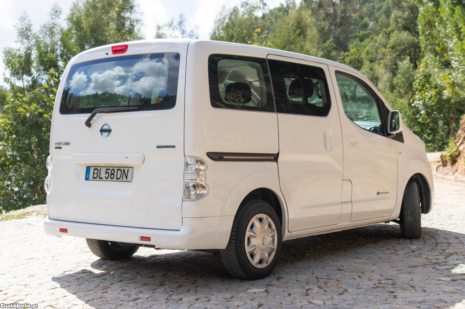 Nissan Evalia E-NV200 — fotografia 3