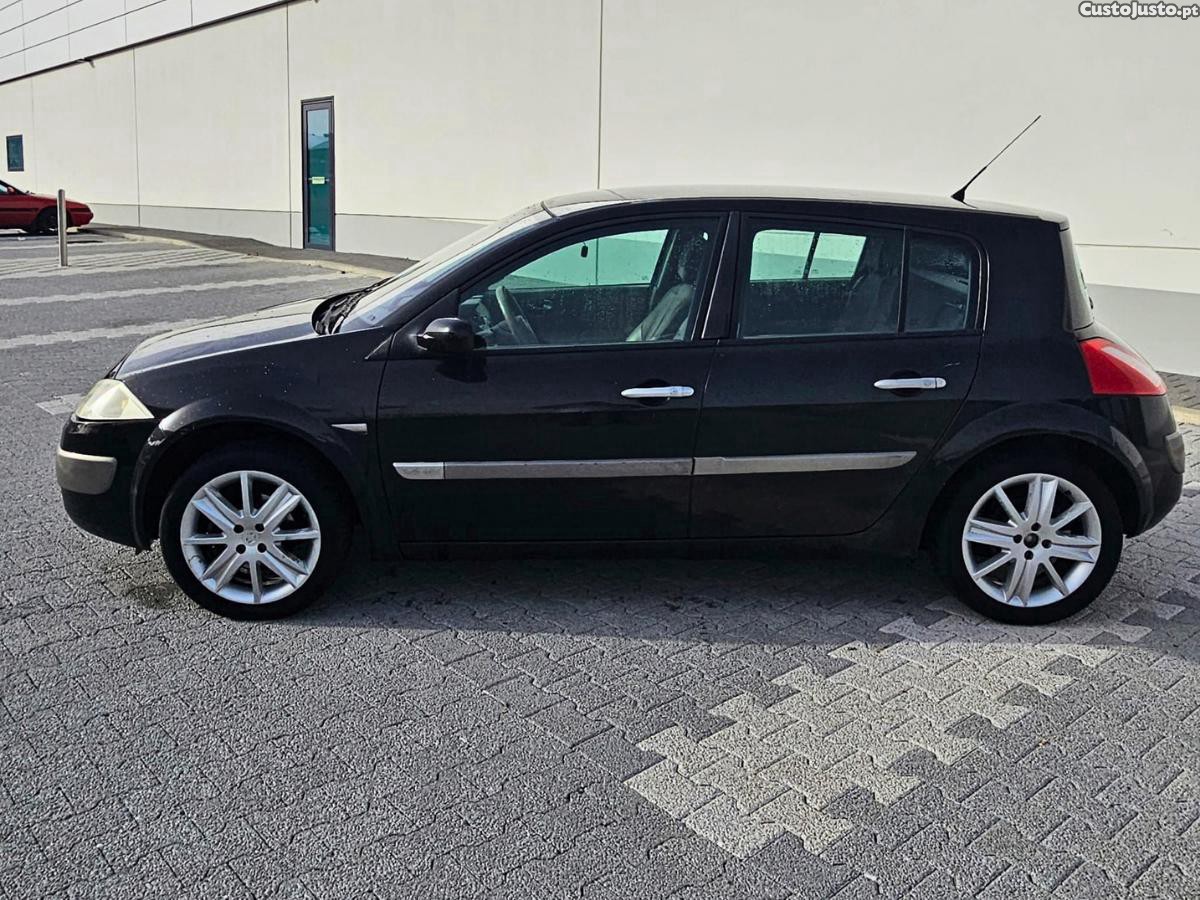 Renault Mégane 1.6i 16v Confort Authentique - 04 foto 5