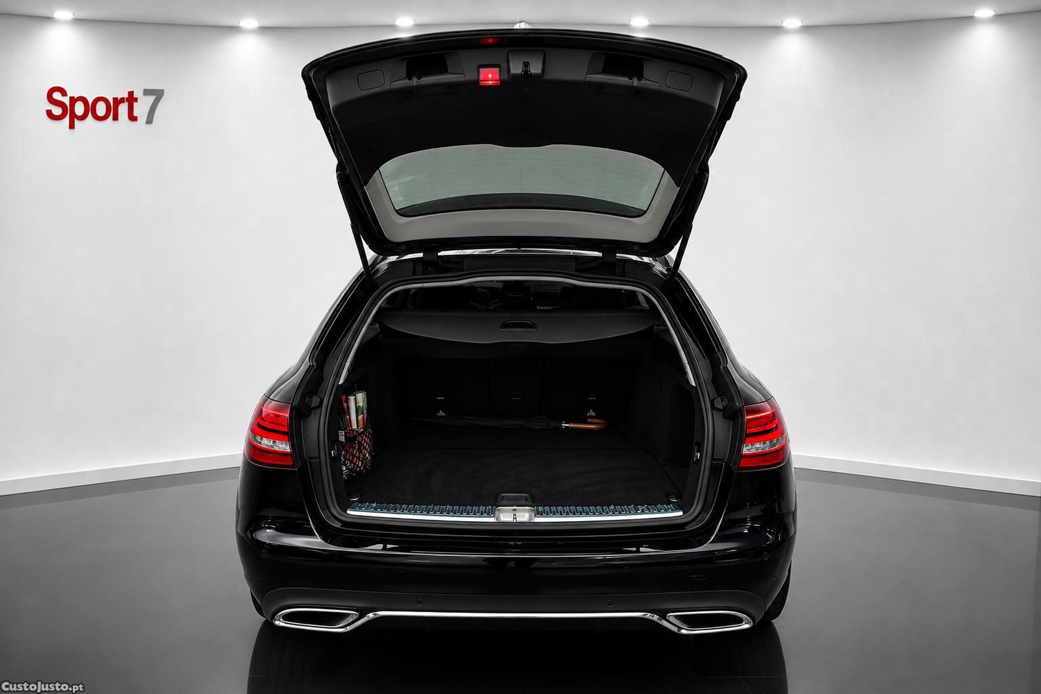 Mercedes-Benz C 220 d BlueTEC Avantgarde Automática (Carrinha) — fotografia 6