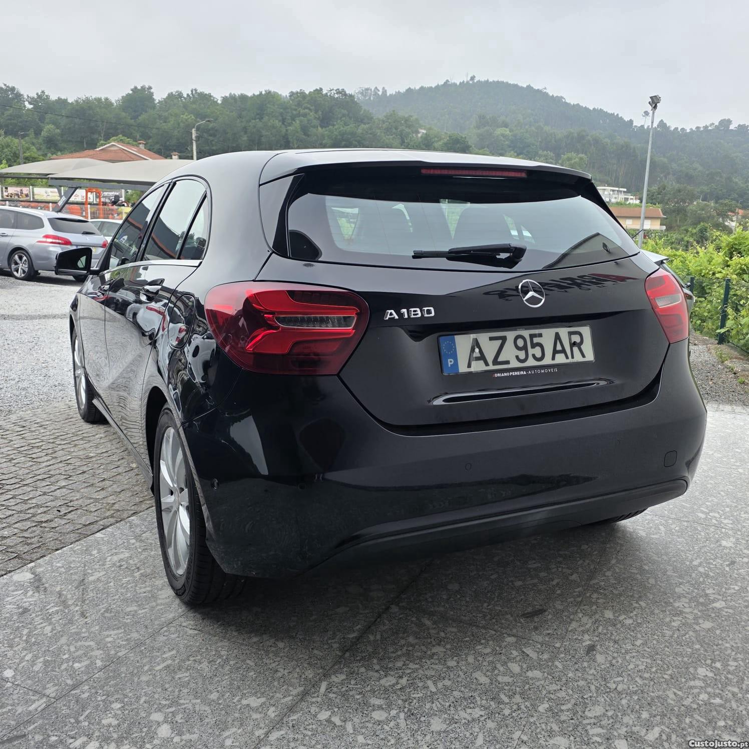 Mercedes-Benz A 180 Dynamic Edition — fotografia 10