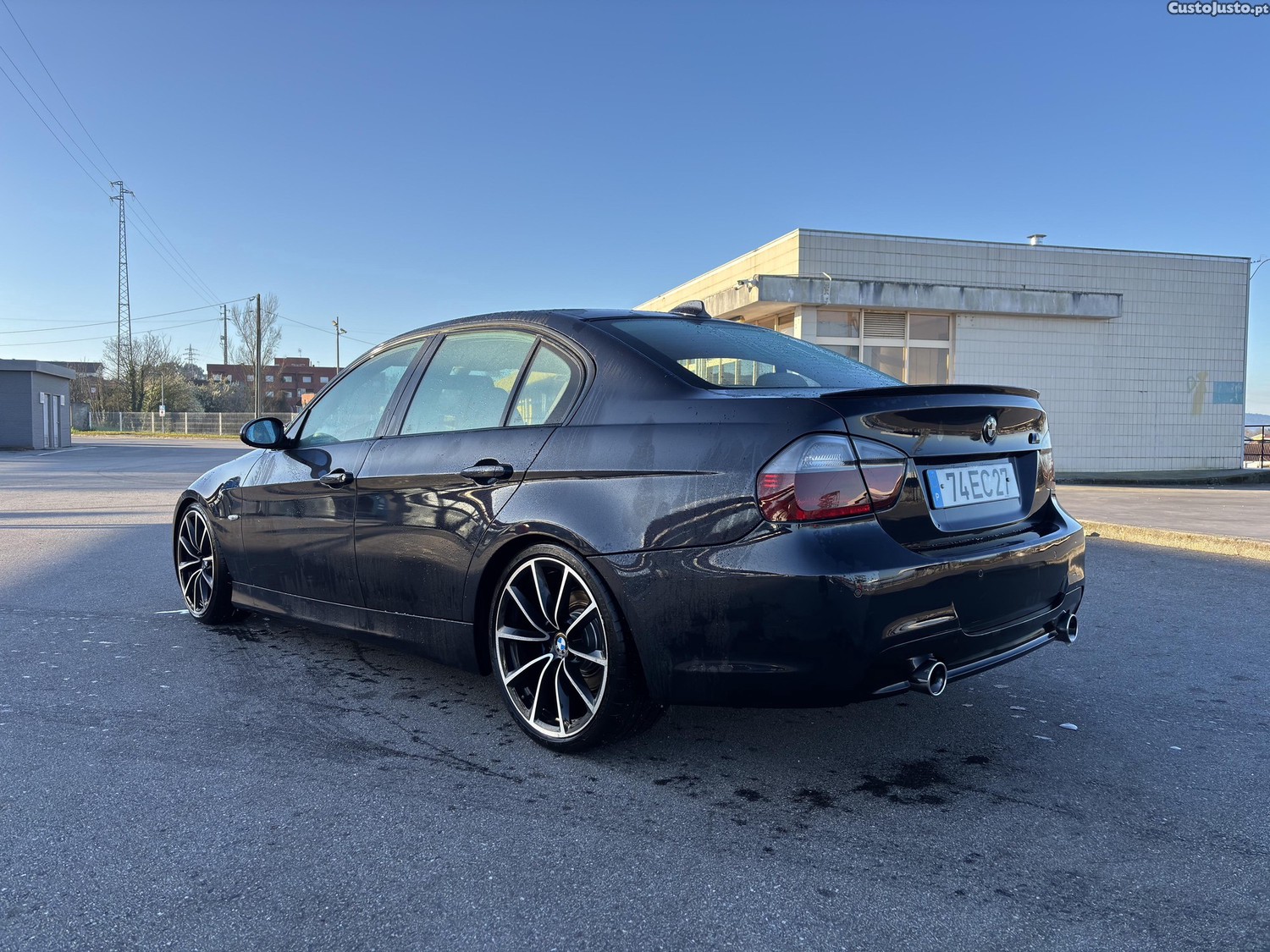 BMW 320 d — fotografia 11