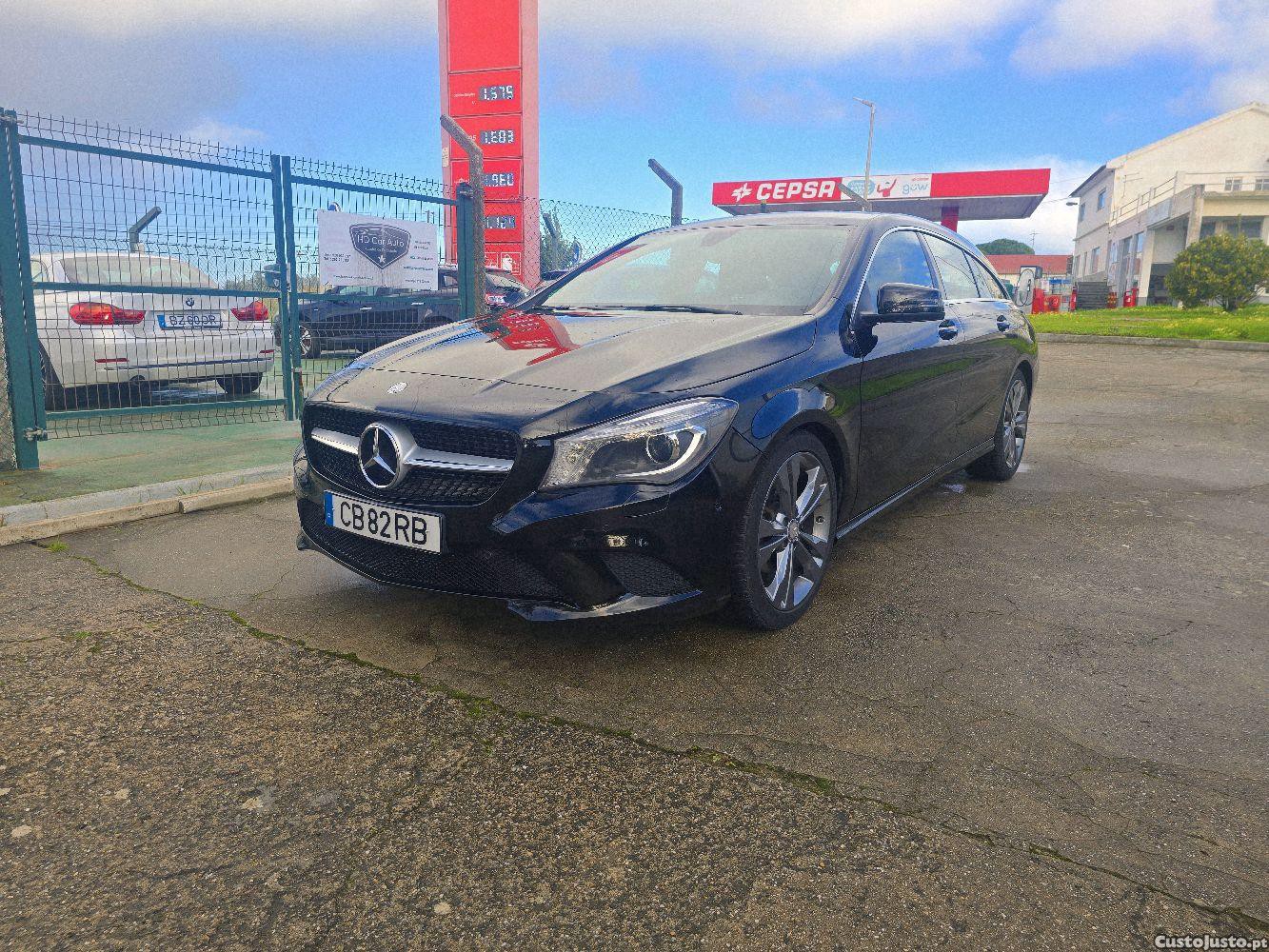 Mercedes-Benz CLA 220 ShottingBrake — fotografia 11