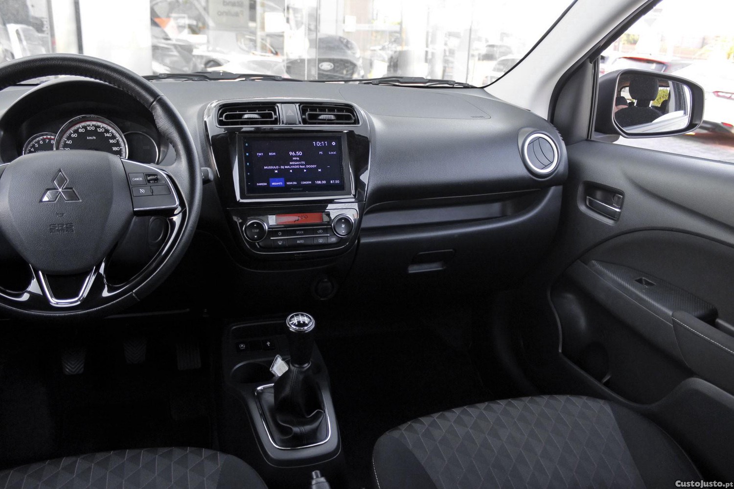 Mitsubishi Space Star 1.2 Connect Edition — fotografia 6