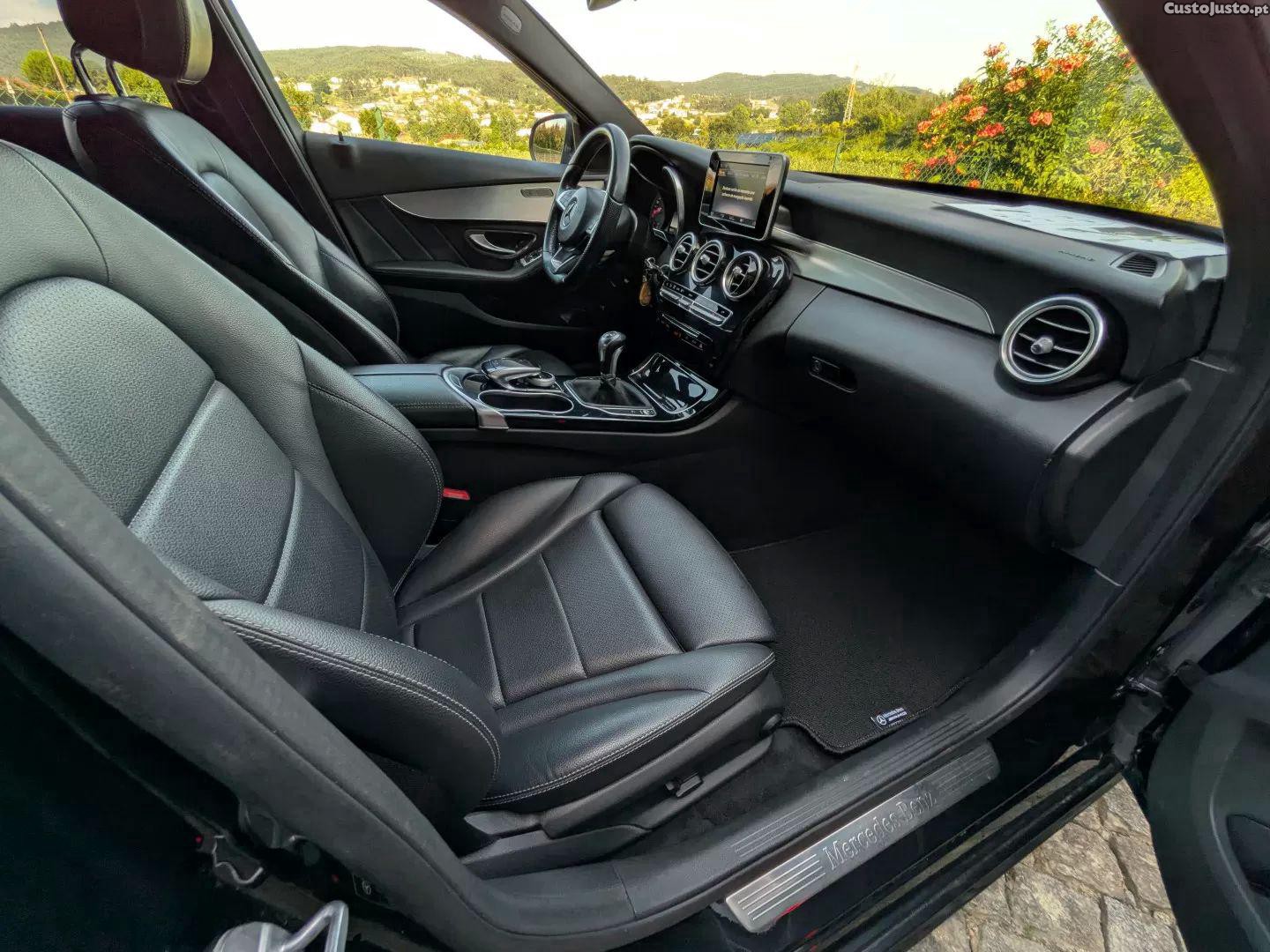 Mercedes-Benz C 200 D amg line — fotografia 4